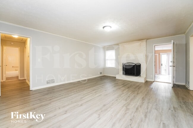 4005 Huddersfield Dr SW in Snellville, GA - Foto de edificio - Building Photo