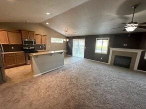 2663 Torrey Pines Way in Richland, WA - Building Photo - Building Photo