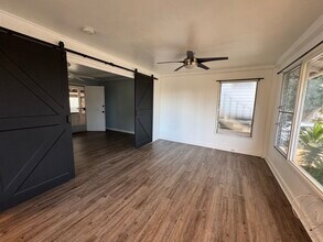 1001 Belser St in Honolulu, HI - Building Photo - Building Photo