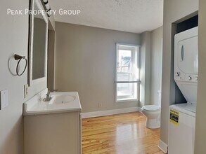 1381 Indianola Ave in Columbus, OH - Building Photo - Building Photo