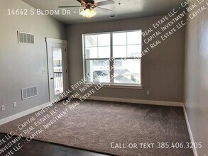 14642 Bloom Dr in Herriman, UT - Building Photo - Building Photo