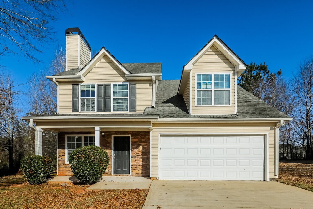 848 Betsy Ross Trail in Hampton, GA - Building Photo