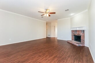 5929 Misty Breeze Dr in Fort Worth, TX - Building Photo - Building Photo
