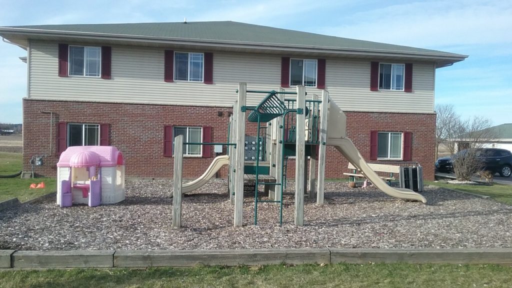 Gateway Village Apartments in New London, WI - Foto de edificio