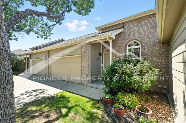 1470 S Quebec Way in Denver, CO - Building Photo - Building Photo