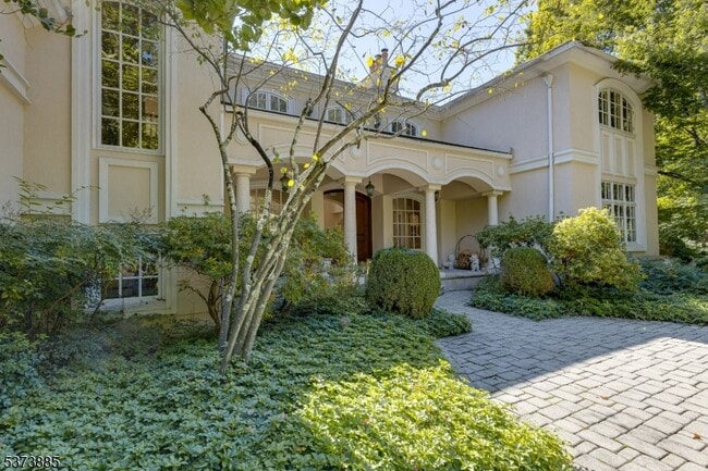 21 Stoningham Dr in Warren, NJ - Building Photo - Building Photo