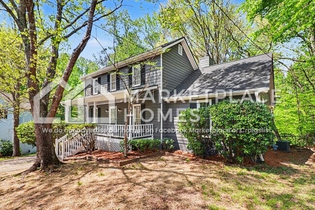 2699 Foxglove Dr SW in Marietta, GA - Building Photo - Building Photo