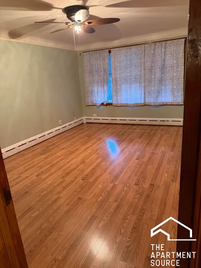 property at 5143 S Rockwell St