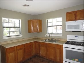 504 McArthur Dr in Killeen, TX - Building Photo - Building Photo