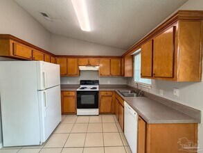 4167 Bell Ln in Milton, FL - Building Photo - Building Photo