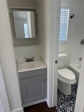 3019 E 12th St in Austin, TX - Building Photo - Building Photo