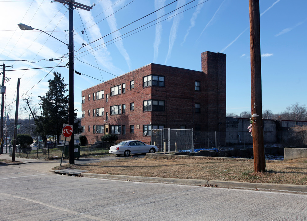 20 Mississippi Ave SE in Washington, DC - Building Photo