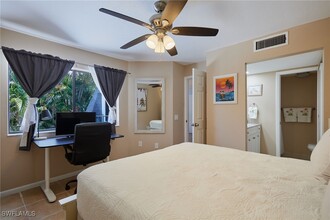 16001 Amberwood Lake Ct in Ft. Myers, FL - Building Photo - Building Photo
