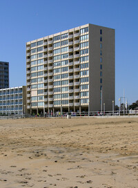 Edgewater Condominiums in Virginia Beach, VA - Building Photo - Building Photo