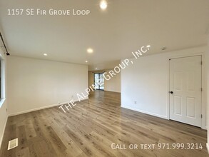 1157 SE Fir Grove Loop in Hillsboro, OR - Building Photo - Building Photo