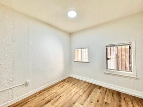 739 Normandie Ave in Los Angeles, CA - Building Photo - Building Photo
