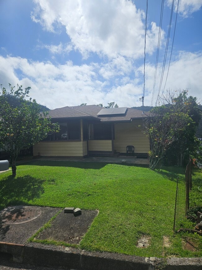 2405 Myrtle St in Honolulu, HI - Foto de edificio - Building Photo