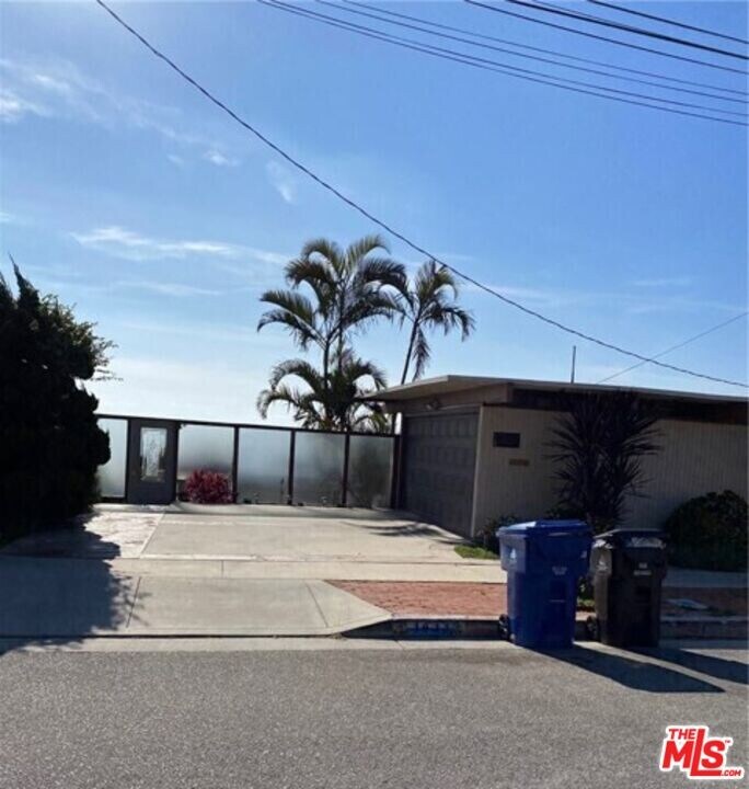 1433 Silvius Ave in Los Angeles, CA - Building Photo
