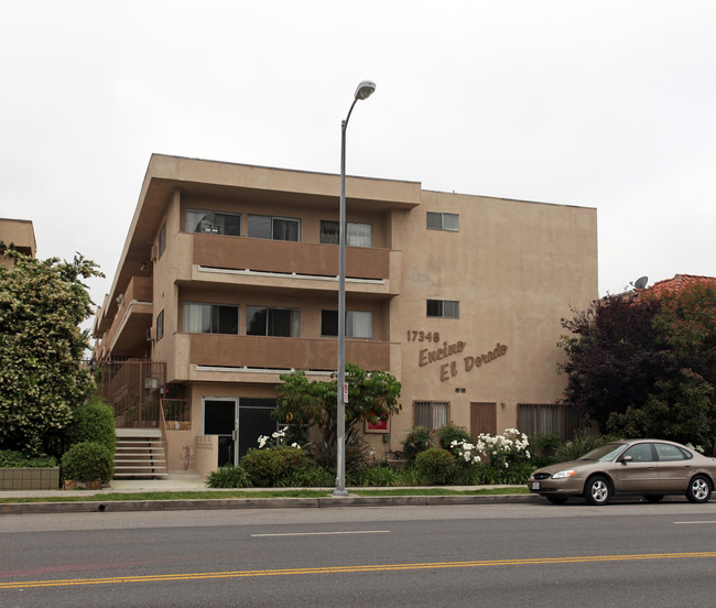 Encino El Dorado in Encino, CA - Foto de edificio - Building Photo