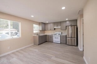 2345 Bryson Pl in Simi Valley, CA - Building Photo