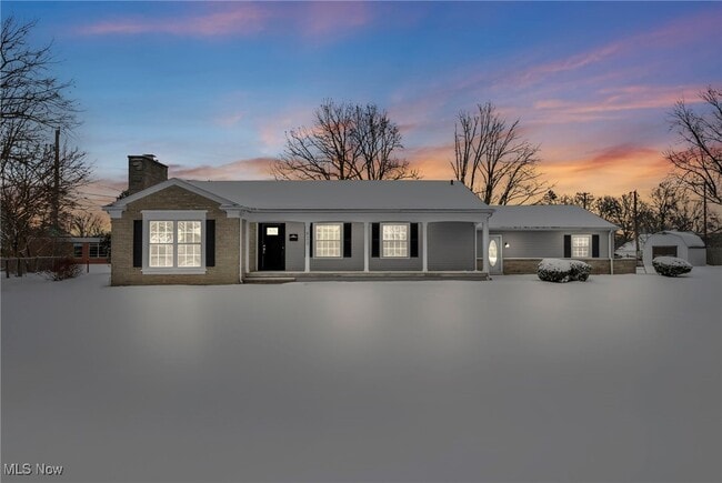 property at 823 Washington Ave