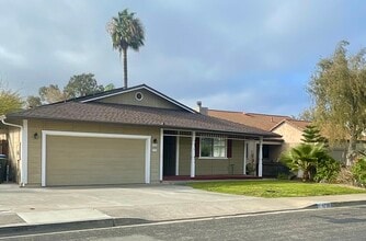 4790 Discovery Point in Discovery Bay, CA - Building Photo - Building Photo