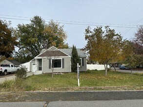 10421 E Springfield Ave in Spokane Valley, WA - Building Photo - Building Photo