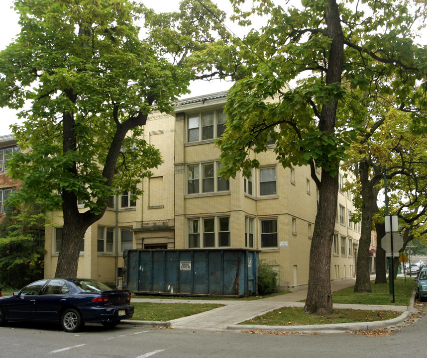 5935-5937 N Magnolia Ave in Chicago, IL - Building Photo