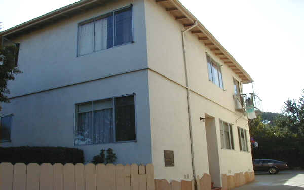 500 Francisco Dr in Burlingame, CA - Building Photo