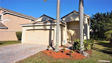 1121 Alexander Bend in Weston, FL - Building Photo - Building Photo