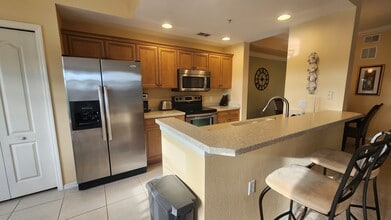 8270 Pathfinder Loop, Unit 832 in Ft. Myers, FL - Building Photo - Building Photo