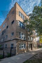 812 W Waveland Ave, Unit #816-12 Apartments