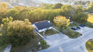 2931 SE 52nd Ave in Ocala, FL - Foto de edificio - Building Photo