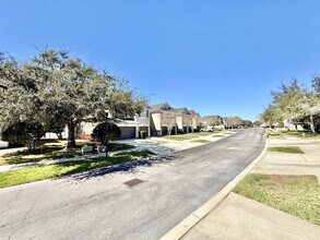 10130 Westpark Preserve Blvd in Tampa, FL - Building Photo - Building Photo