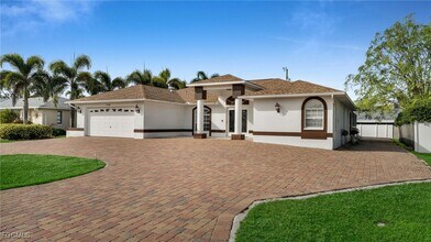 3730 SE 4th Ave in Cape Coral, FL - Building Photo - Building Photo