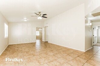 2858 W Medallion Dr in Tucson, AZ - Building Photo - Building Photo