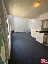 1242 S Holt Ave in Los Angeles, CA - Building Photo - Building Photo