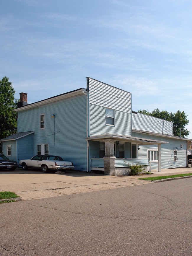 701 Arlington Ave NW in Canton, OH - Building Photo - Building Photo