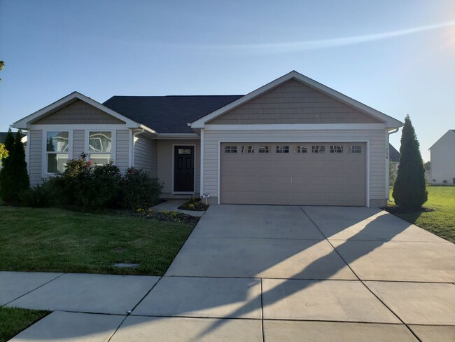 716 Marta Dr in Dover, DE - Building Photo - Building Photo