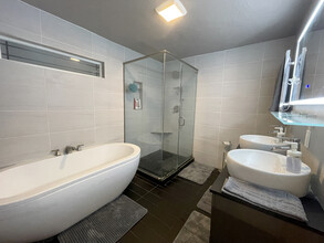 620 Lacy Ln in Las Vegas, NV - Foto de edificio - Building Photo