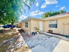 3421 Ketcham Ct in Bonita Springs, FL - Building Photo