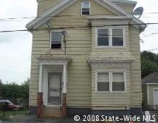 87 Veazie St in Providence, RI - Foto de edificio