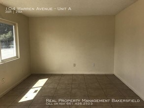 104 Warren Ave in Bakersfield, CA - Building Photo - Building Photo