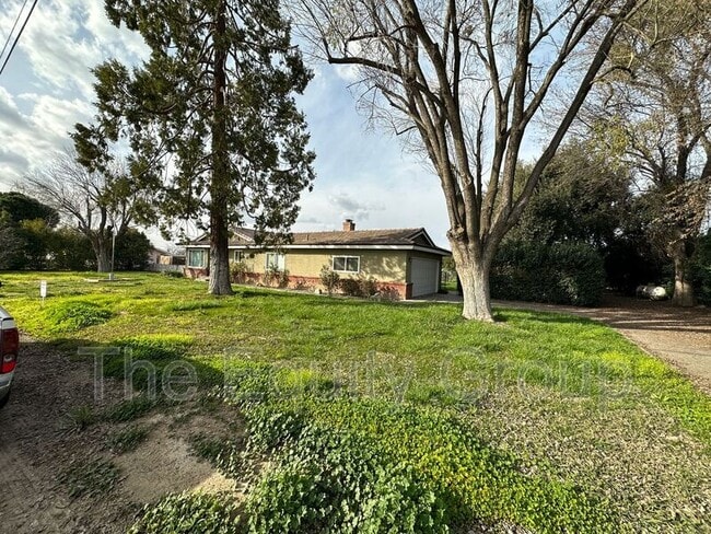 property at 2040 W Linda Vista Ave
