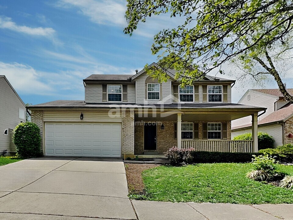 45 Saddle Creek Ln in Maineville, OH - Foto de edificio