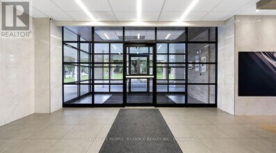 21 Welsford Gardens in Toronto, ON - Building Photo - Building Photo