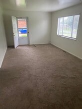 3504-3506-3506 Springhill Rd in Columbia, MO - Foto de edificio - Building Photo