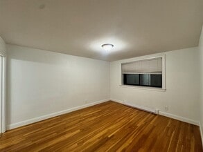 131 Summer St, Unit 37 in Malden, MA - Foto de edificio - Building Photo