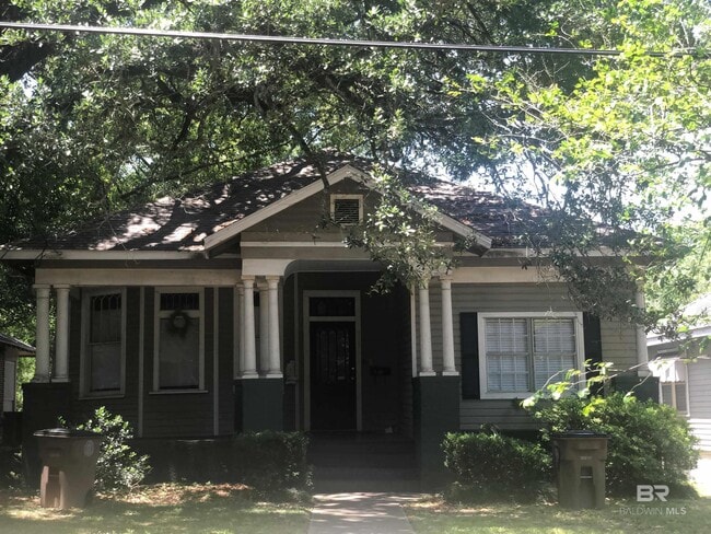 property at 117 Gilbert St
