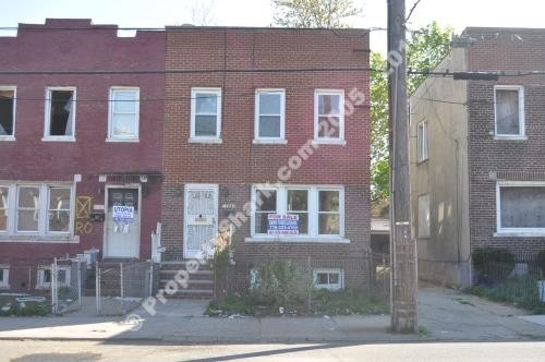 10618 Ruscoe St in Jamaica, NY - Building Photo